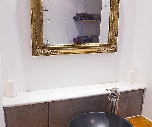 - L'atelier - Centre Historique - Authentique - Souplex Apartment